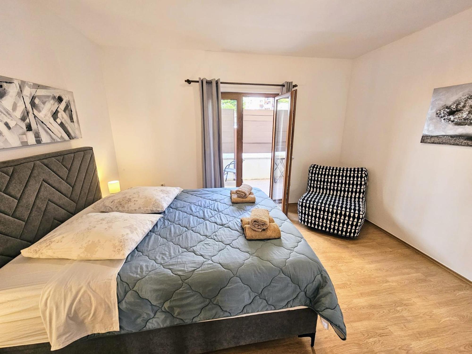 Apartmani Majic Макарська Екстер'єр фото