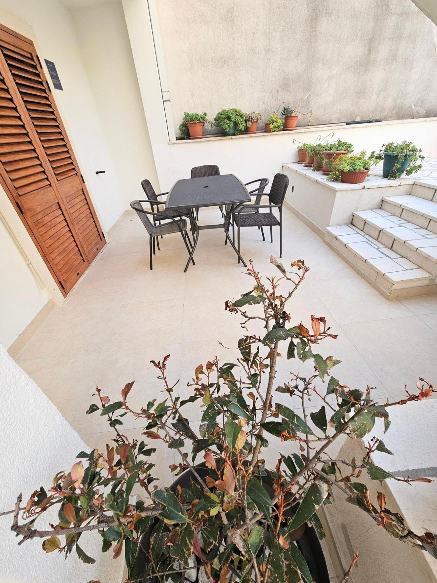 Apartmani Majic Макарська Екстер'єр фото