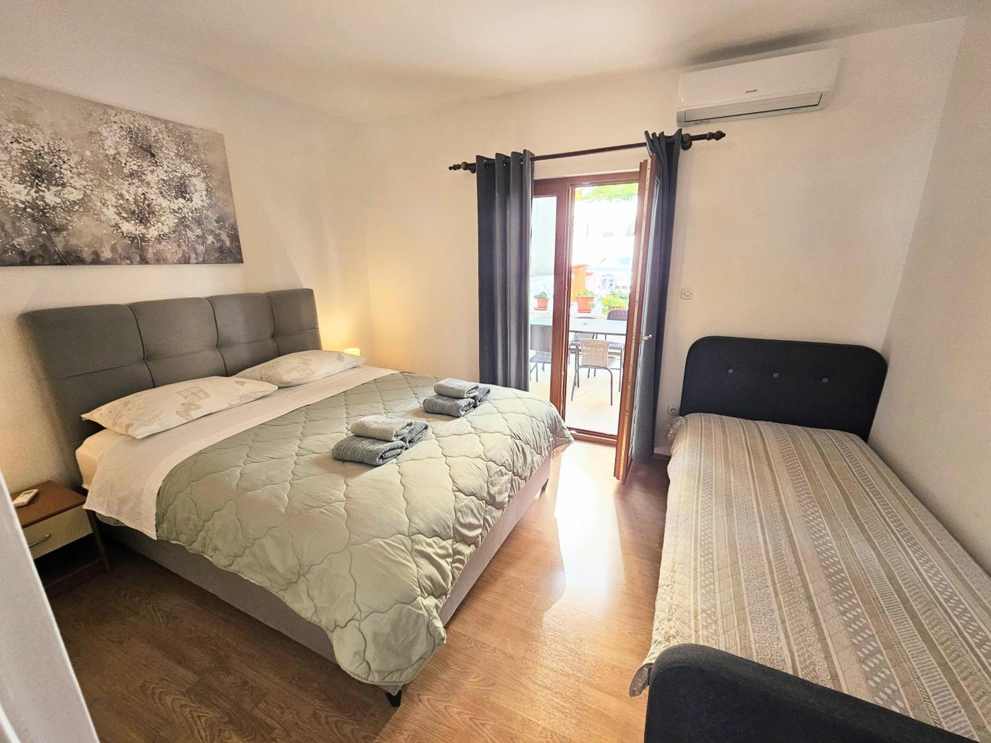 Apartmani Majic Макарська Екстер'єр фото