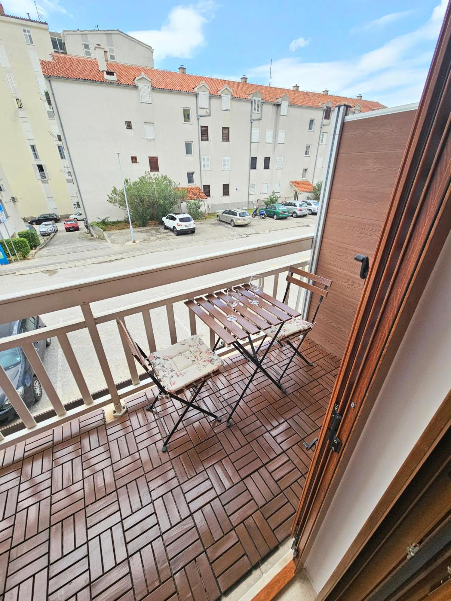 Apartmani Majic Макарська Екстер'єр фото